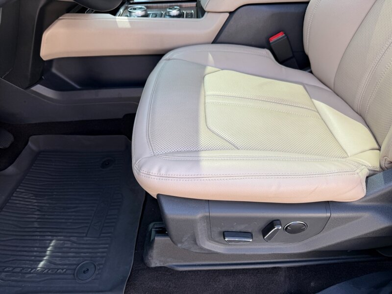 2022 Ford Expedition Limited - Photo 21 - Nashville, TN 37210