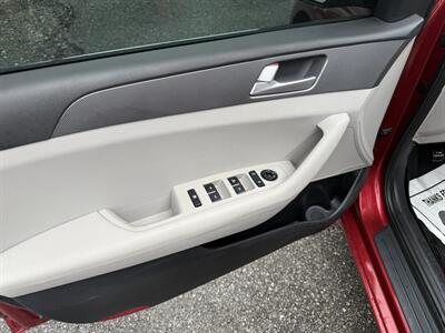 2016 Hyundai SONATA   - Photo 14 - Nashville, TN 37210