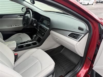 2016 Hyundai SONATA   - Photo 4 - Nashville, TN 37210