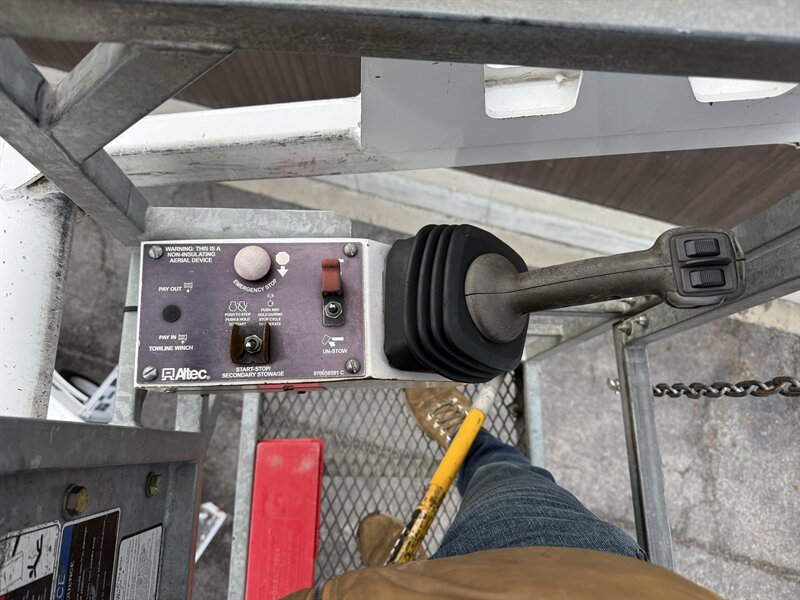 2019 Ford F-550 XL BUCKET TRUCK - Photo 47 - Nashville, TN 37210