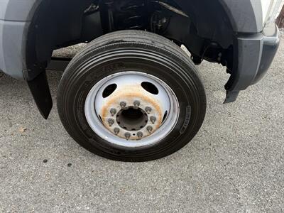 2019 Ford F-550 XL BUCKET TRUCK - Photo 15 - Nashville, TN 37210