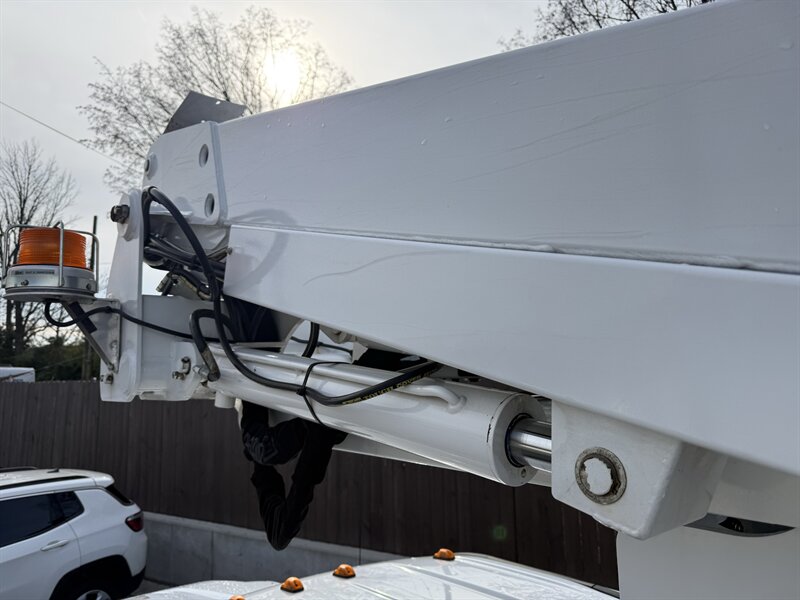 2019 Ford F-550 XL BUCKET TRUCK - Photo 55 - Nashville, TN 37210