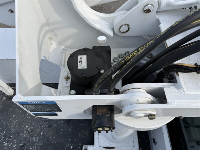 2019 Ford F-550 XL BUCKET TRUCK - Photo 53 - Nashville, TN 37210