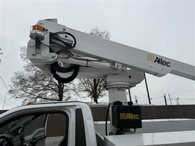 2019 Ford F-550 XL BUCKET TRUCK - Photo 28 - Nashville, TN 37210