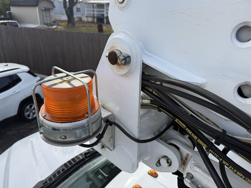 2019 Ford F-550 XL BUCKET TRUCK - Photo 56 - Nashville, TN 37210