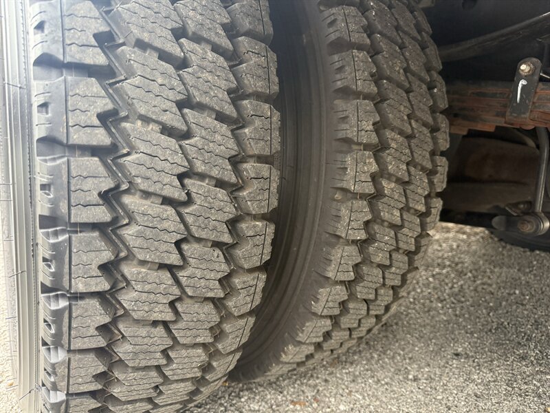 2019 Ford F-550 XL BUCKET TRUCK - Photo 6 - Nashville, TN 37210