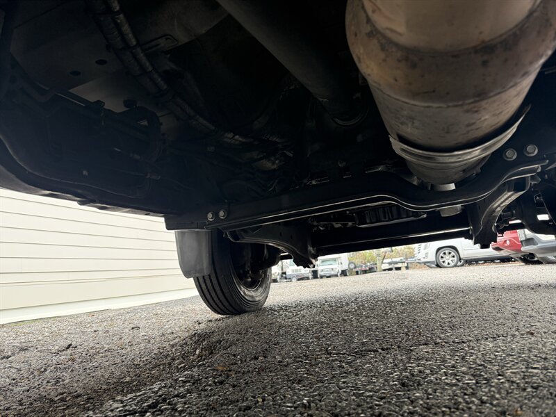 2019 Ford F-550 XL BUCKET TRUCK - Photo 7 - Nashville, TN 37210