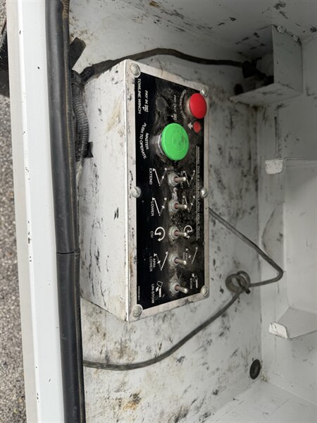 2019 Ford F-550 XL BUCKET TRUCK - Photo 36 - Nashville, TN 37210