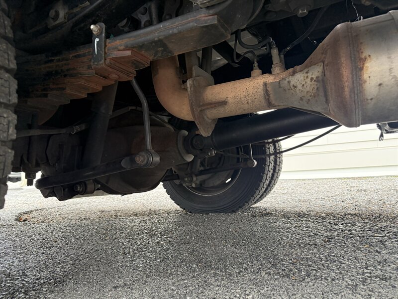 2019 Ford F-550 XL BUCKET TRUCK - Photo 8 - Nashville, TN 37210