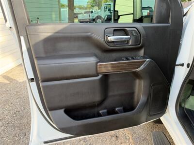 2020 Chevrolet Silverado 3500HD LT FLAT BED - Photo 21 - Nashville, TN 37210