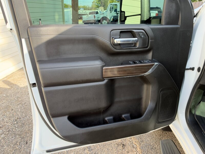 2020 Chevrolet Silverado 3500HD LT FLAT BED - Photo 21 - Nashville, TN 37210