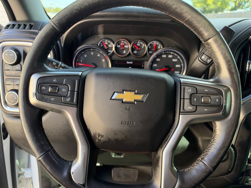 2020 Chevrolet Silverado 3500HD LT FLAT BED - Photo 35 - Nashville, TN 37210