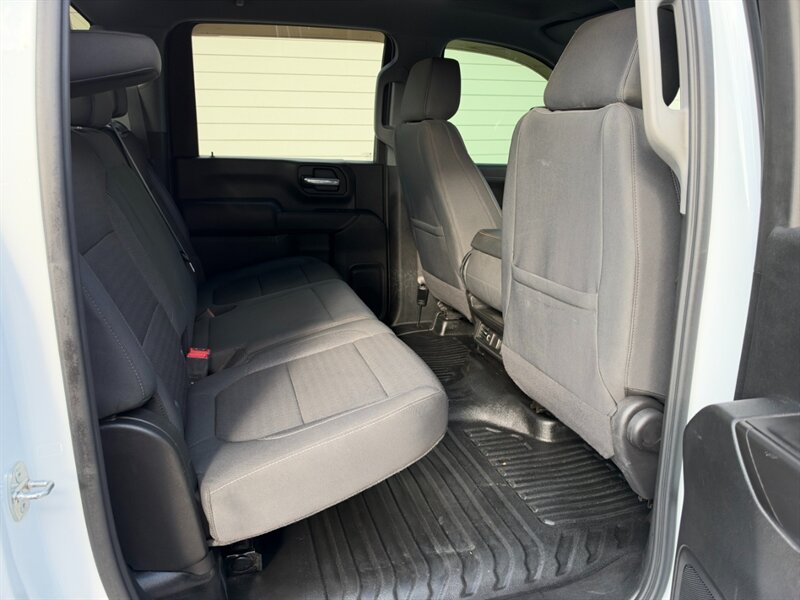 2020 Chevrolet Silverado 3500HD LT FLAT BED - Photo 30 - Nashville, TN 37210