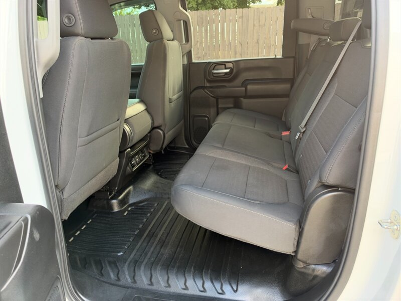 2020 Chevrolet Silverado 3500HD LT FLAT BED - Photo 27 - Nashville, TN 37210