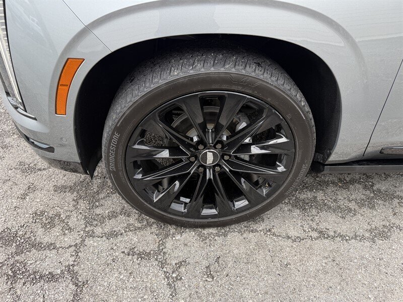 2025 Cadillac Escalade Sport Platinum photo 13