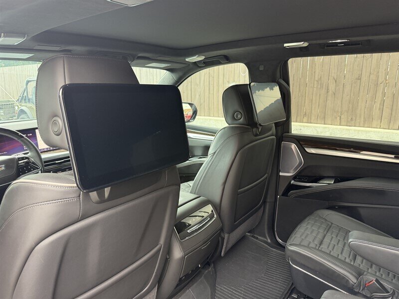2025 Cadillac Escalade Sport Platinum photo 20