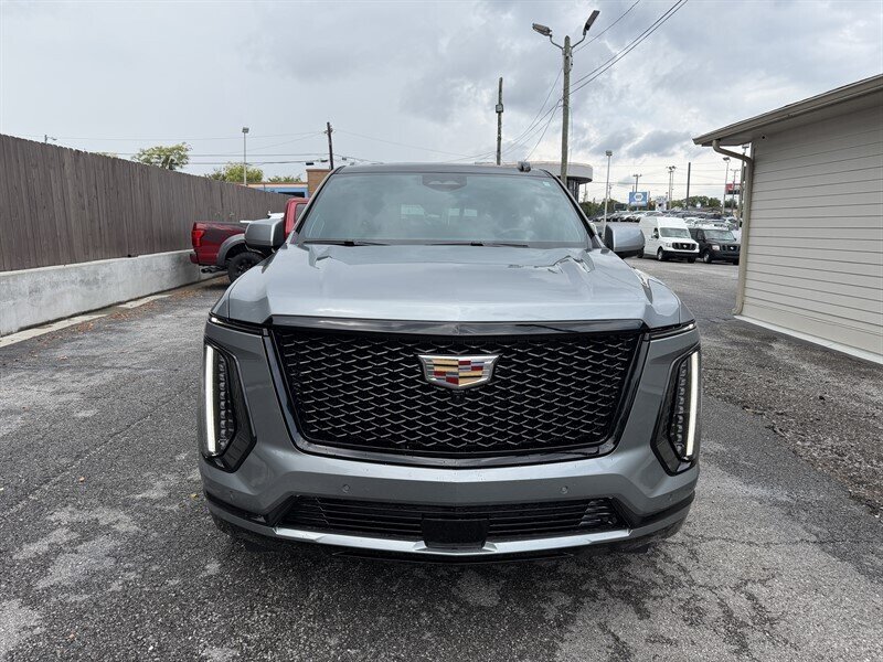 2025 Cadillac Escalade Sport Platinum photo 3