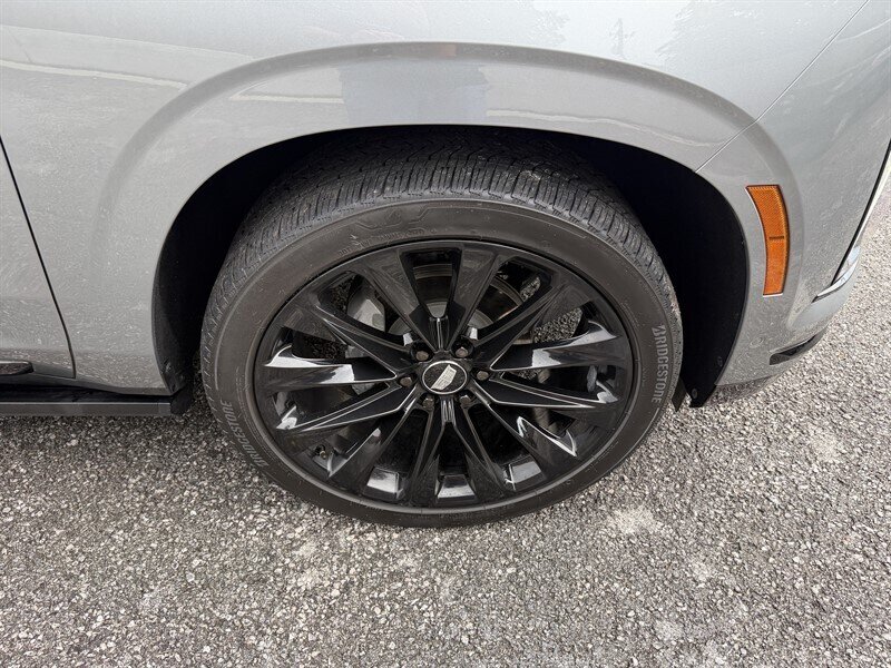 2025 Cadillac Escalade Sport Platinum photo 10