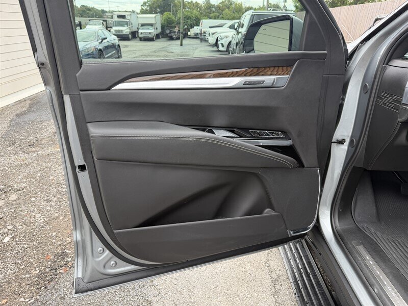 2025 Cadillac Escalade Sport Platinum photo 14