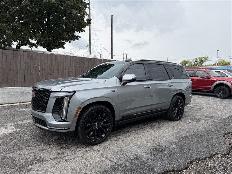 2025 Cadillac Escalade Sport Platinum photo 4