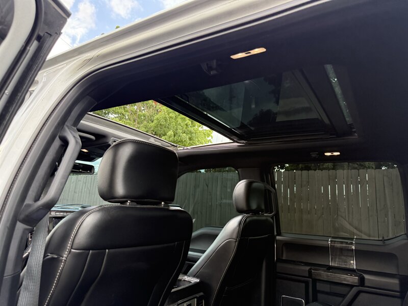 2018 Ford F-150 Lariat - Photo 18 - Nashville, TN 37210