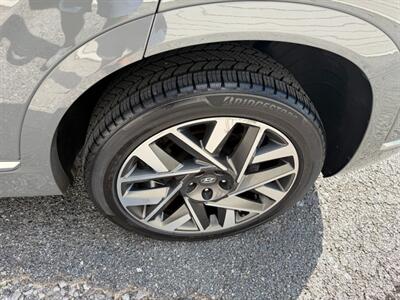 2023 Hyundai SANTA FE Calligraphy - Photo 15 - Nashville, TN 37210