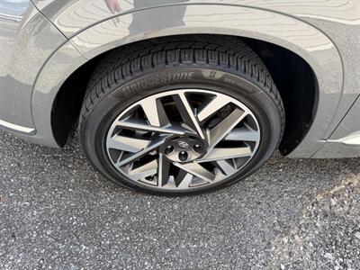 2023 Hyundai SANTA FE Calligraphy - Photo 14 - Nashville, TN 37210