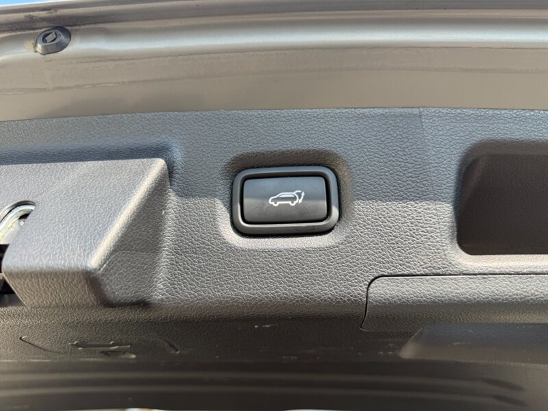 2023 Hyundai SANTA FE Calligraphy - Photo 29 - Nashville, TN 37210