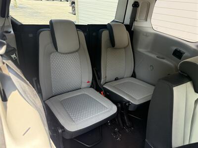 2022 Ford Transit Connect XLT   - Photo 5 - Nashville, TN 37210