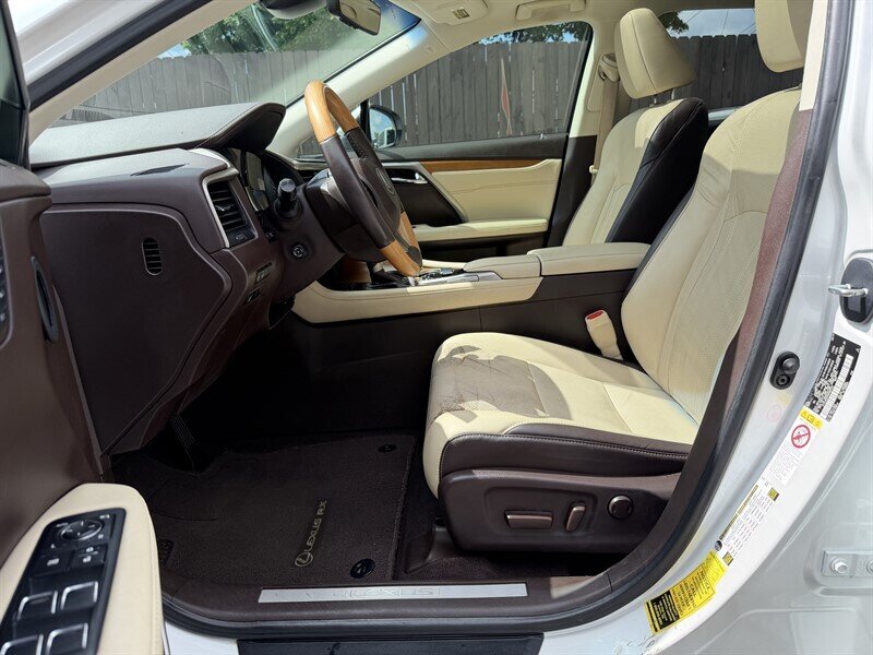 2017 Lexus RX 350 - Photo 17 - Nashville, TN 37210