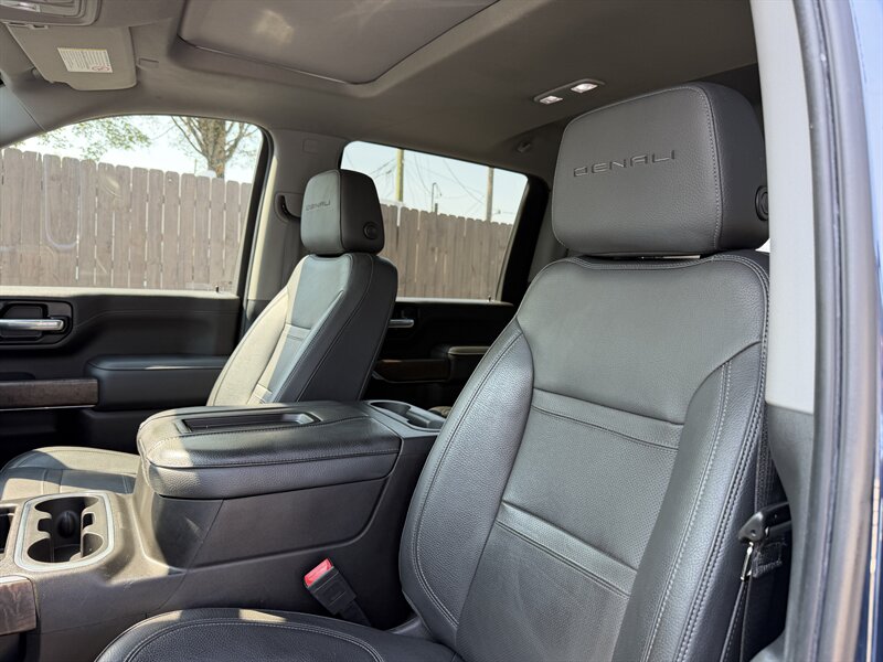 2022 GMC Sierra 2500HD Denali - Photo 19 - Nashville, TN 37210