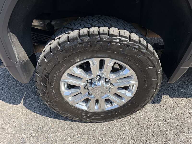 2022 GMC Sierra 2500HD Denali - Photo 11 - Nashville, TN 37210