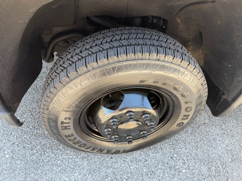 2020 Chevrolet Silverado 3500 Work Truck FLAT BED - Photo 15 - Nashville, TN 37210