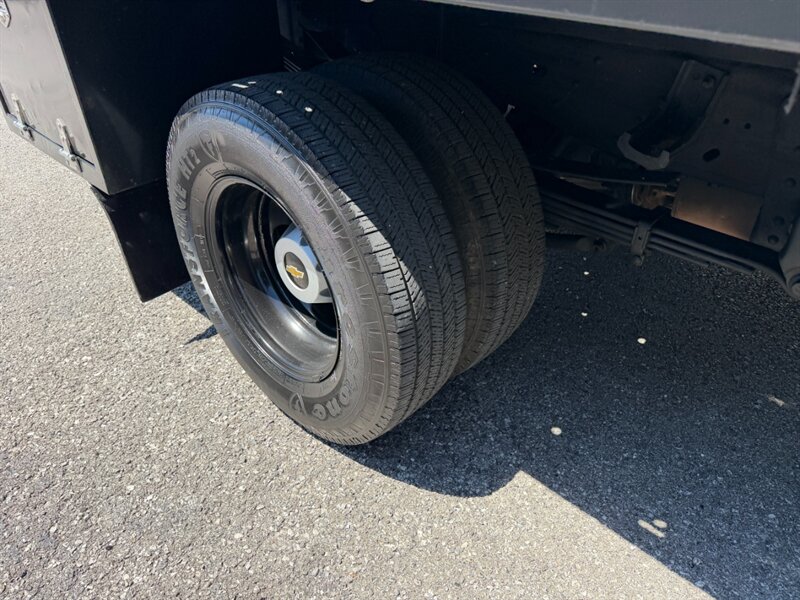 2020 Chevrolet Silverado 3500 Work Truck FLAT BED - Photo 12 - Nashville, TN 37210