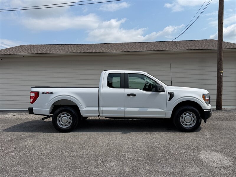 2022 Ford F-150 XL  Work Truck - Photo 1 - Nashville, TN 37210