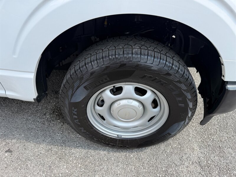2022 Ford F-150 XL Work Truck - Photo 12 - Nashville, TN 37210