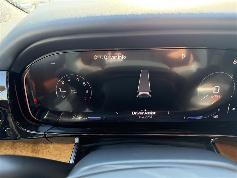 2022 Jeep Grand Wagoneer II photo 36