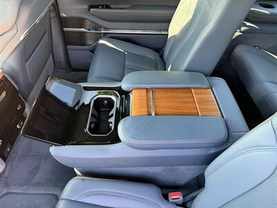 2022 Jeep Grand Wagoneer Series II - Photo 25 - Nashville, TN 37210