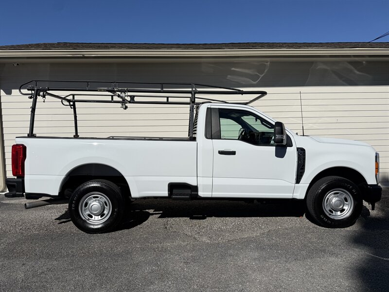 2023 Ford F-250 Super Duty XL   - Photo 1 - Nashville, TN 37210