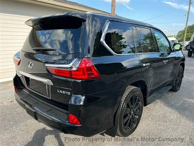 2019 Lexus LX 570 Three-Row   - Photo 6 - Nashville, TN 37210