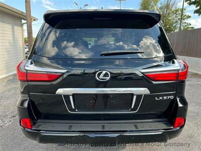 2019 Lexus LX 570 Three-Row   - Photo 7 - Nashville, TN 37210