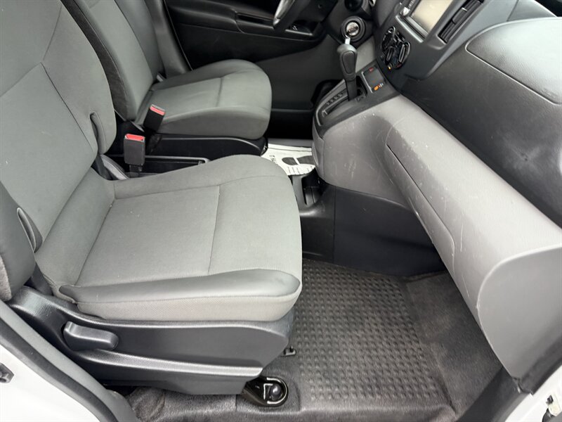 2021 Nissan NV200 S - Photo 5 - Nashville, TN 37210