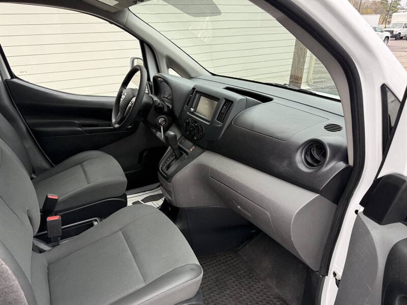 2021 Nissan NV200 S - Photo 8 - Nashville, TN 37210