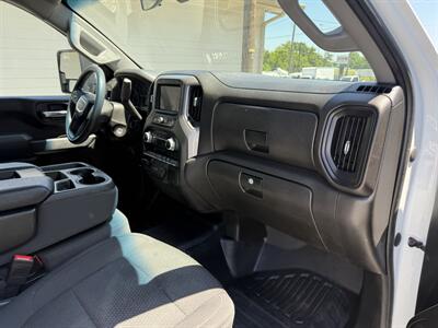 2022 GMC Sierra 3500HD CC Pro   - Photo 14 - Nashville, TN 37210