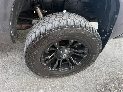 2017 Toyota Tundra Platinum   - Photo 19 - Nashville, TN 37210