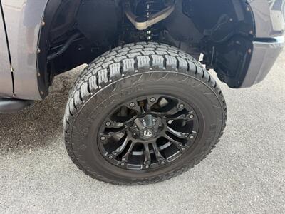 2017 Toyota Tundra Platinum   - Photo 14 - Nashville, TN 37210