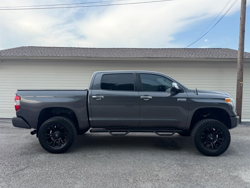 2017 Toyota Tundra Platinum   - Photo 1 - Nashville, TN 37210
