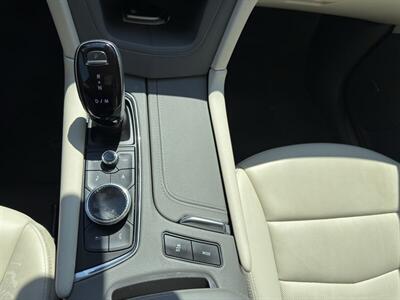 2021 Cadillac XT5 Premium Luxury   - Photo 37 - Nashville, TN 37210