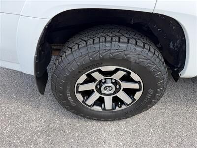 2019 Toyota 4Runner TRD Off-Road Premium - Photo 13 - Nashville, TN 37210