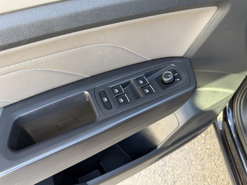 2022 Volkswagen Atlas V6 SE photo 16